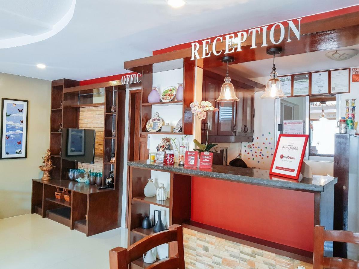 Reddoorz @ Caimito Drive Dampas Ξενοδοχείο Ταγκμπιλαράν Εξωτερικό φωτογραφία